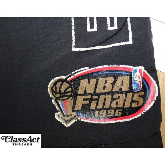 Mitchell & Ness NBA Finals 1996 Chicago Bulls Nylon shorts Medium M Black - Picture 8 of 8